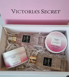 Подарочный бьюти-бокс Victoria's Secret Sensual Blush 4 в 1